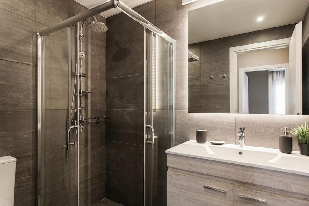 Deluxe 2bdr - Near Metro And Port Apartament *